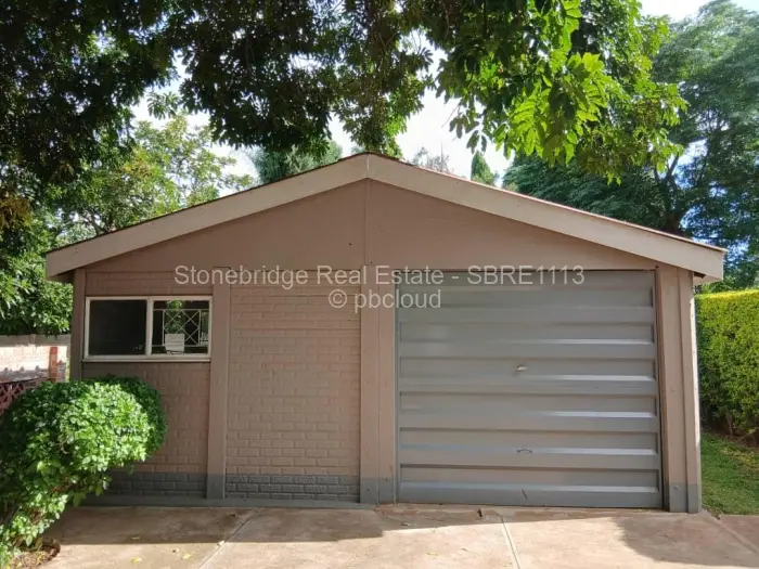 3 Bedroom House to Rent in Famona, Bulawayo