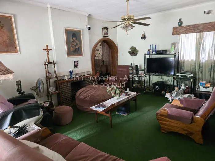 5 Bedroom House for Sale in Strathaven, Harare