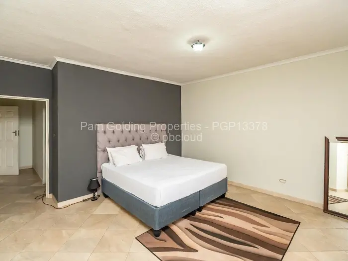 5 Bedroom House for Sale in Zimre Park, Harare