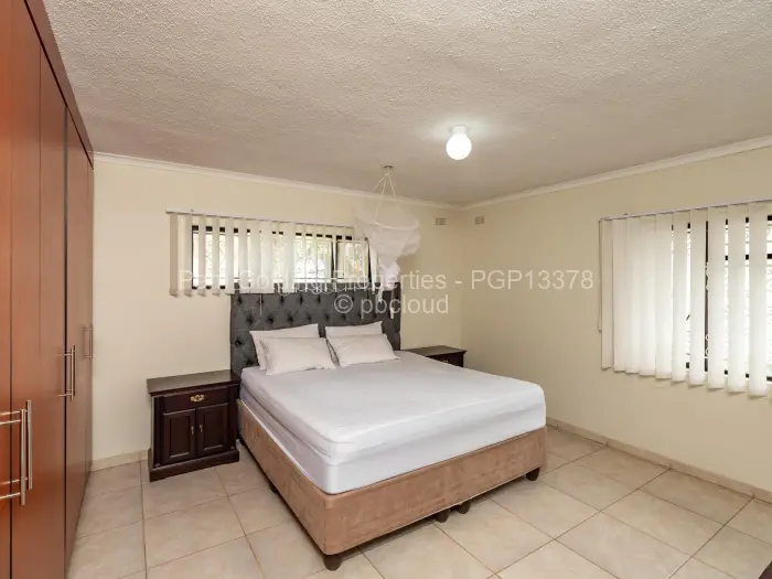 5 Bedroom House for Sale in Zimre Park, Harare