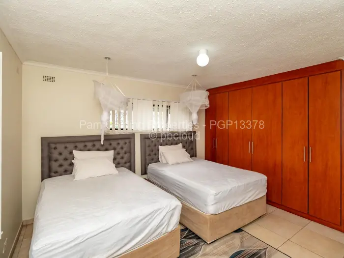 5 Bedroom House for Sale in Zimre Park, Harare