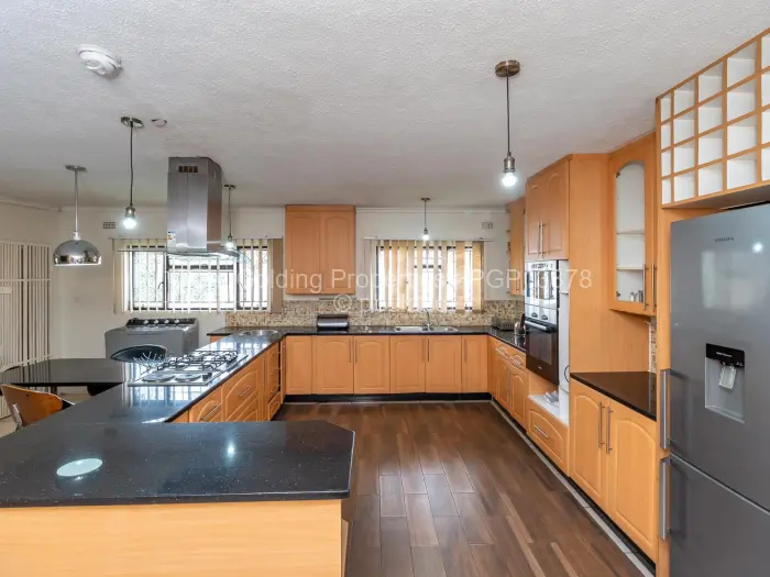 5 Bedroom House for Sale in Zimre Park, Harare