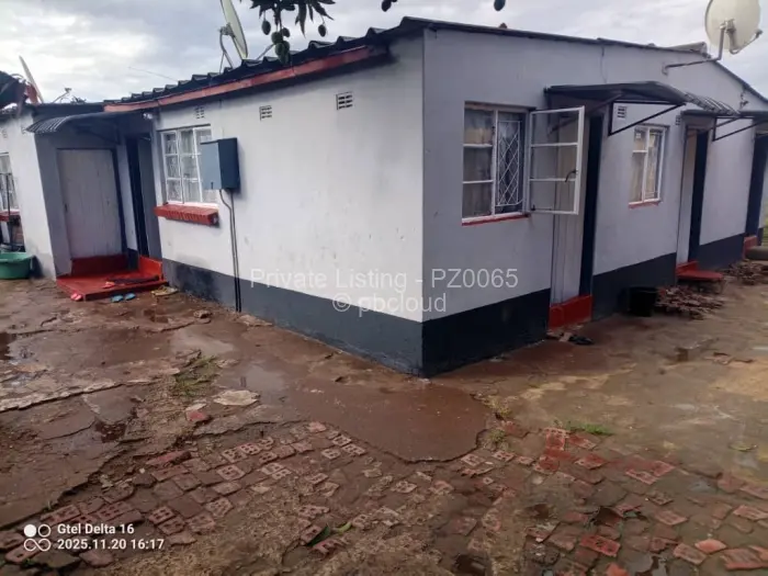 House for Sale in Highfield, Harare