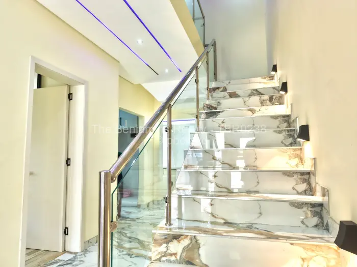 Townhouse/Cluster to Rent in Greencroft, Harare