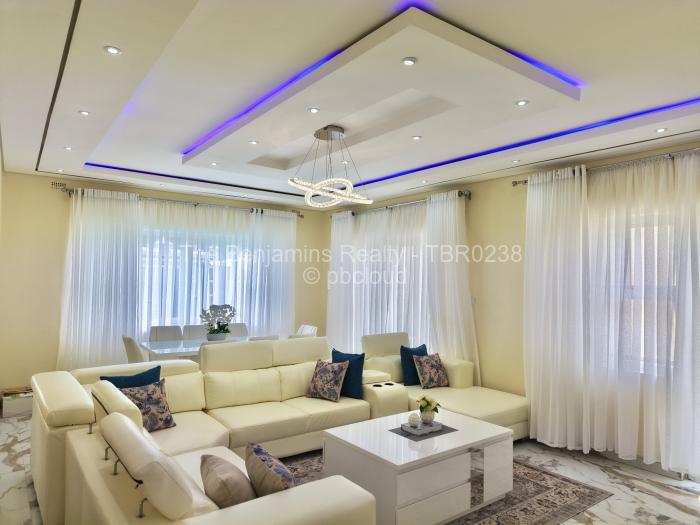 Townhouse/Cluster to Rent in Greencroft, Harare