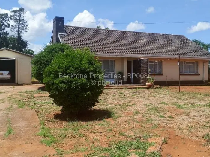 3 Bedroom House for Sale in Parklands, Bulawayo