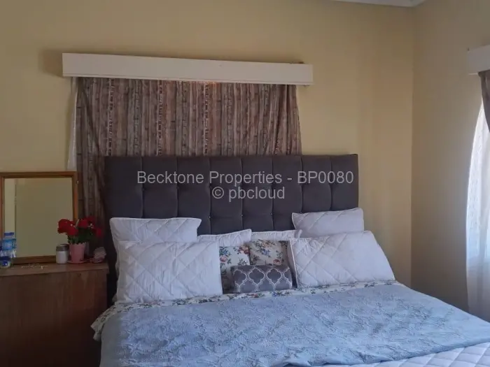 3 Bedroom House for Sale in Parklands, Bulawayo