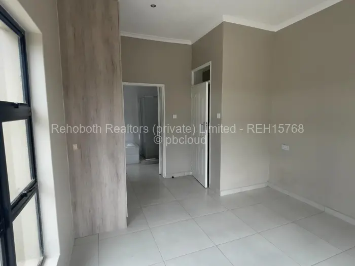 Flat/Apartment to Rent in Madokero Estates, Harare