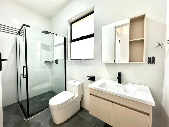 Flat/Apartment for Sale in Strathaven, Harare