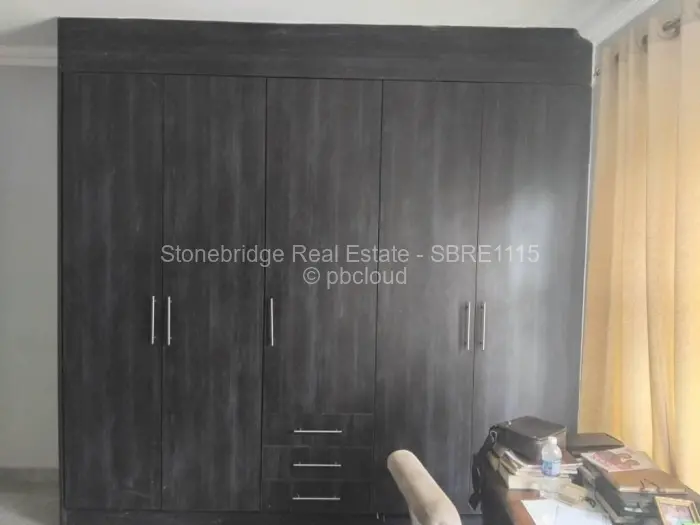 4 Bedroom House for Sale in Harrisvale, Bulawayo