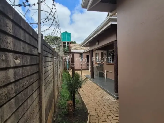 4 Bedroom House for Sale in Granary Park, Harare