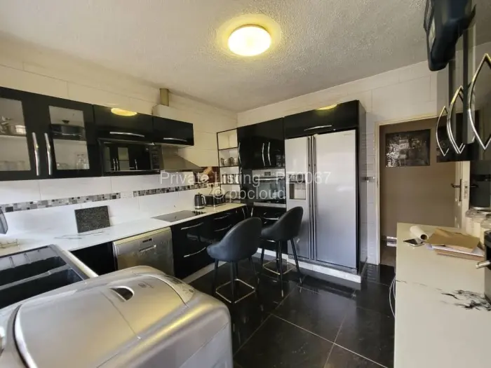 4 Bedroom House for Sale in Granary Park, Harare