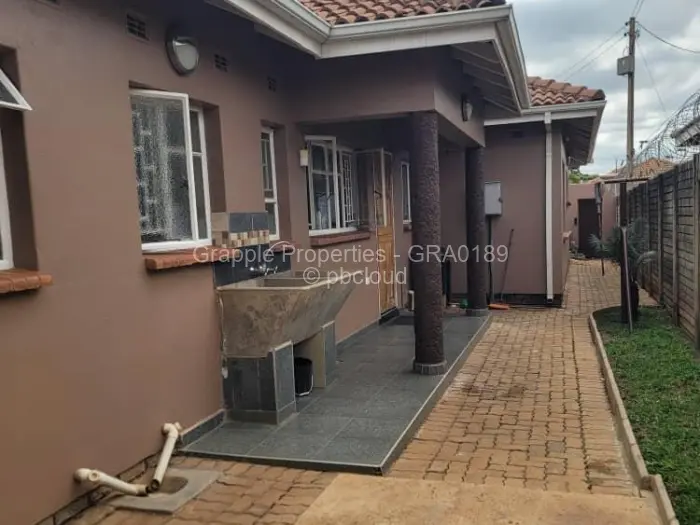 4 Bedroom House for Sale in Granary Park, Harare