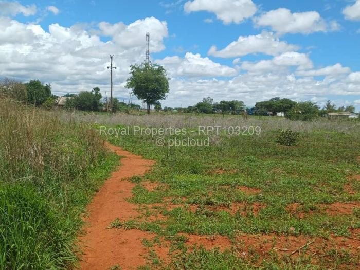 Commercial Stand for Sale in Beatrice, Beatrice