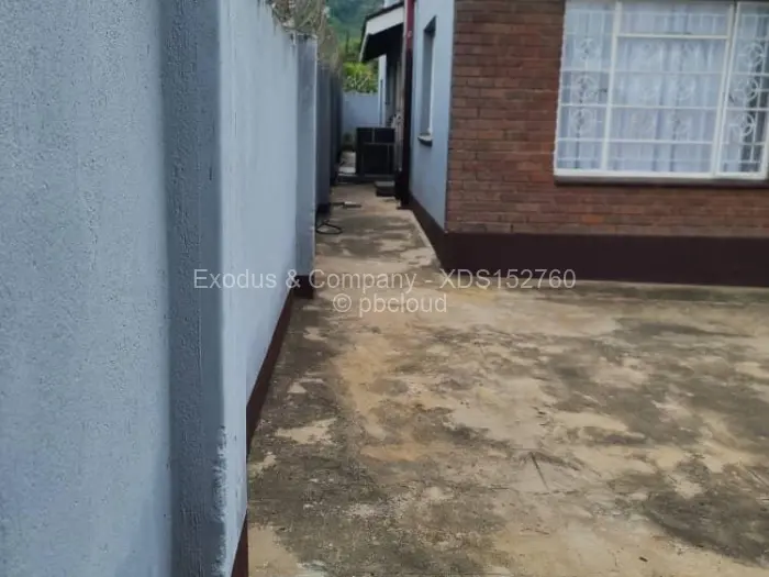 5 Bedroom House for Sale in Chikanga, Mutare
