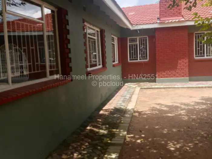4 Bedroom House to Rent in Ruwa, Ruwa
