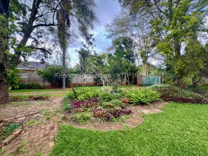 4 Bedroom House to Rent in Alexandra Park, Harare