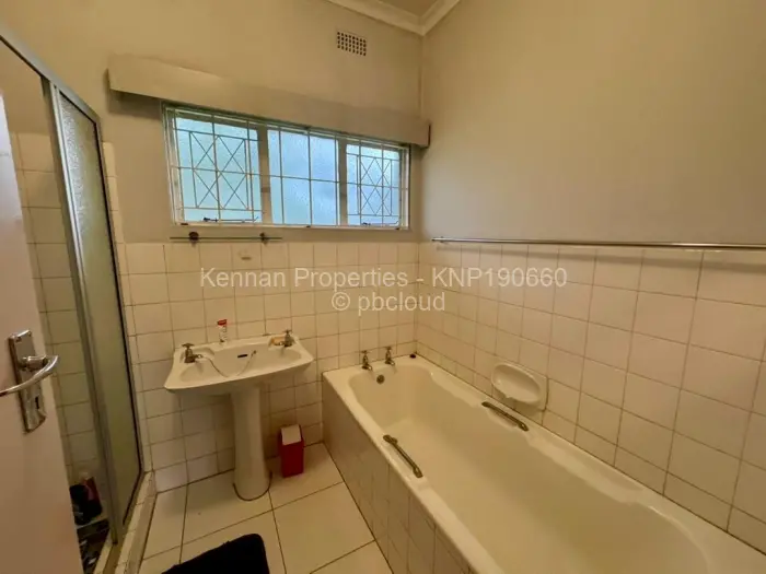 4 Bedroom House to Rent in Alexandra Park, Harare