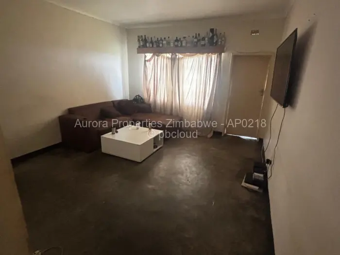 Flat/Apartment for Sale in Mabvuku, Harare