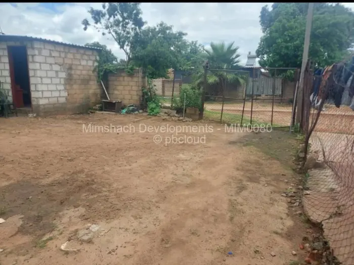 2 Bedroom House for Sale in Glen Norah, Harare