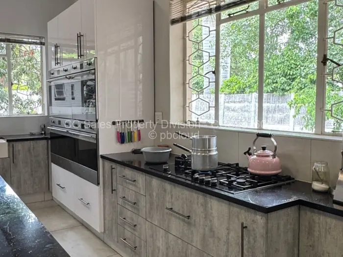 3 Bedroom House for Sale in Suburbs, Bulawayo