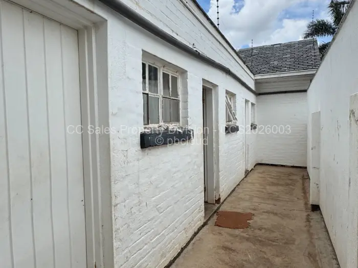 3 Bedroom House for Sale in Suburbs, Bulawayo