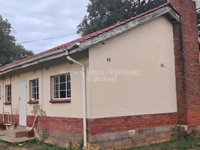 3 Bedroom House to Rent in Waterfalls, Harare