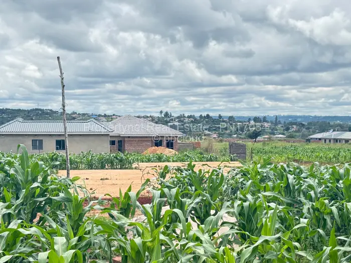 Residential Stand for Sale in Crowhill Views, Harare