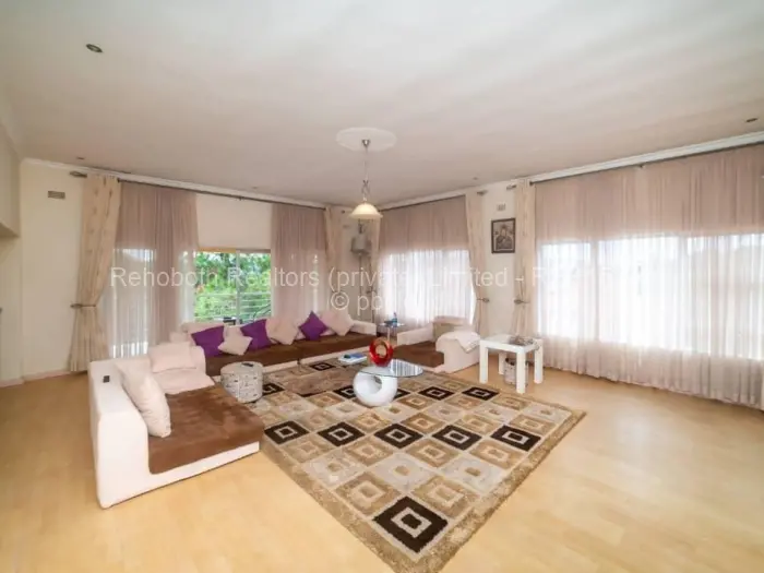 4 Bedroom House to Rent in Helensvale, Harare