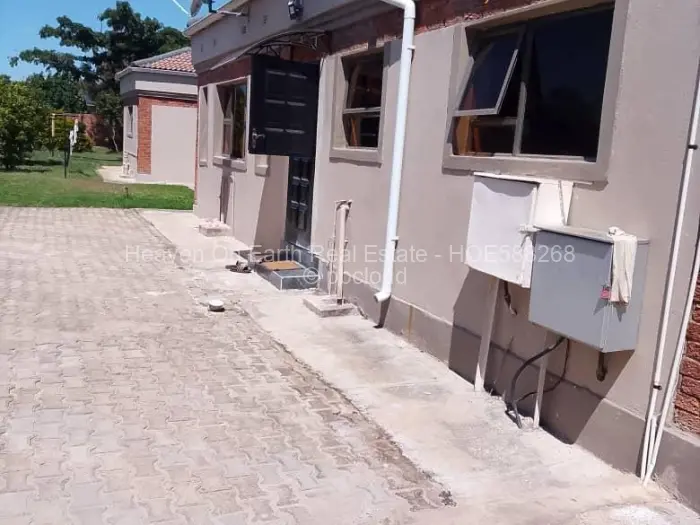 4 Bedroom House for Sale in Pomona, Harare