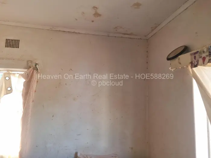 2 Bedroom House for Sale in Redcliff, Redcliff