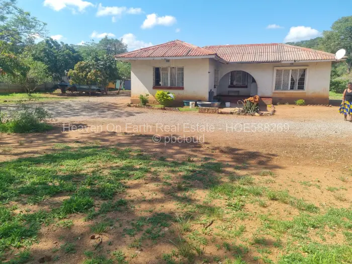 2 Bedroom House for Sale in Redcliff, Redcliff