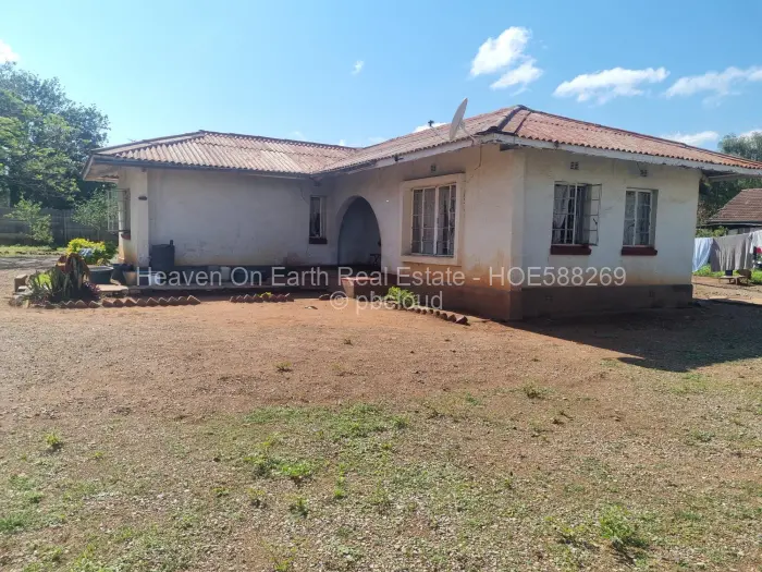 2 Bedroom House for Sale in Redcliff, Redcliff