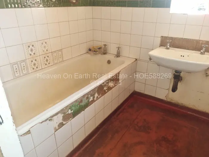 2 Bedroom House for Sale in Redcliff, Redcliff