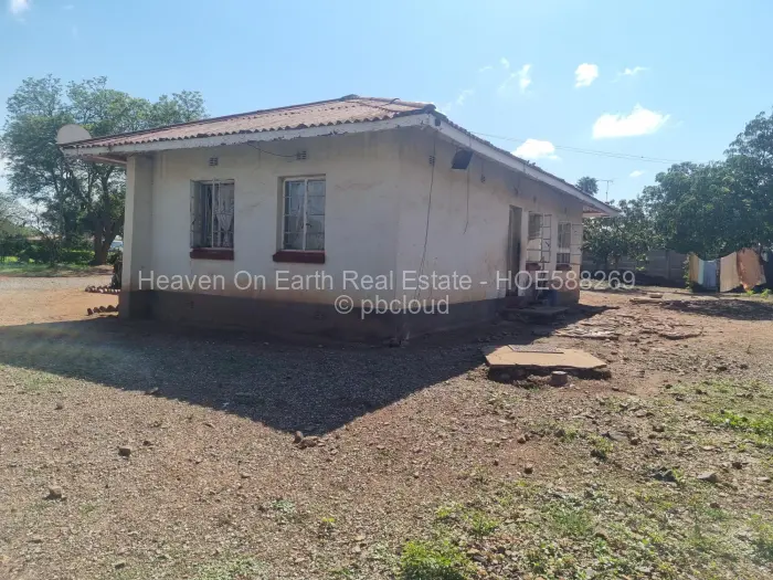 2 Bedroom House for Sale in Redcliff, Redcliff