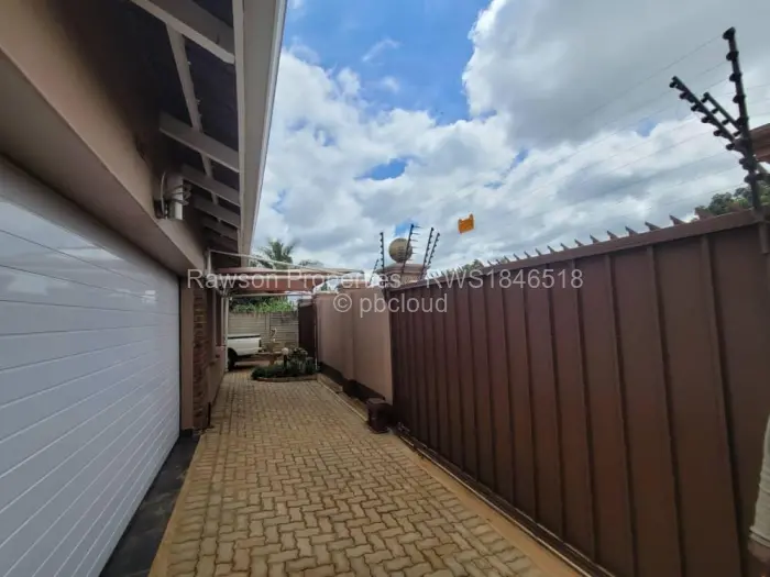 4 Bedroom House for Sale in Granary Park, Harare