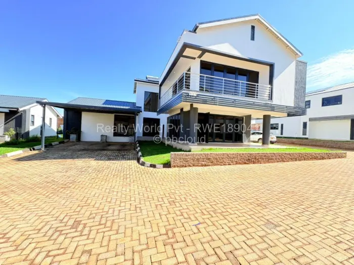 Townhouse/Cluster to Rent in Borrowdale, Harare