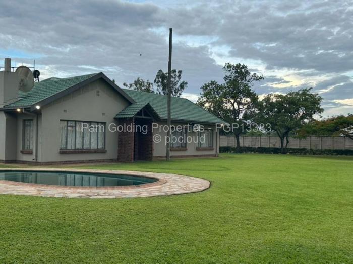 4 Bedroom House for Sale in Burnside, Bulawayo