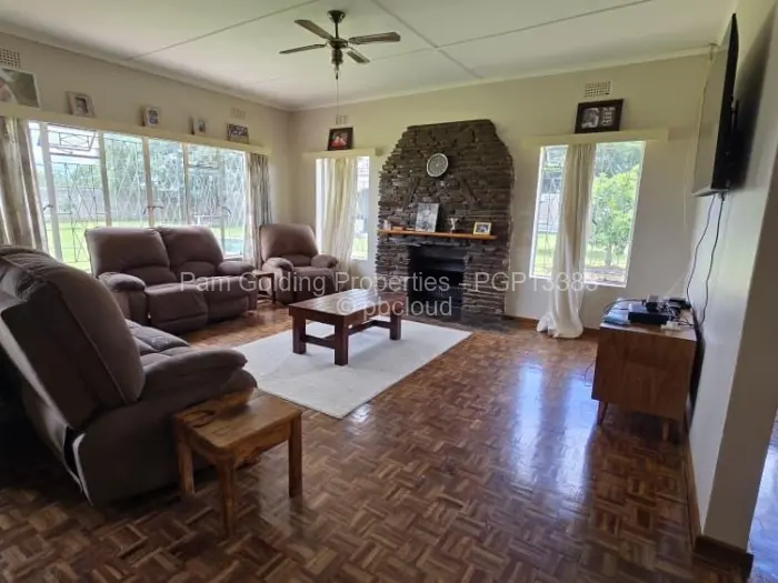 4 Bedroom House for Sale in Burnside, Bulawayo