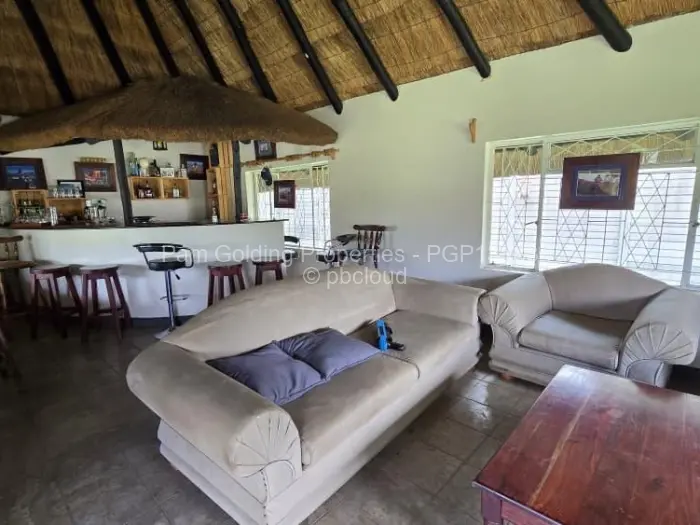 4 Bedroom House for Sale in Burnside, Bulawayo