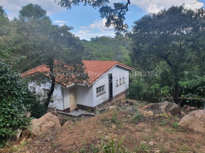 1 Bedroom House for Sale in Hillside Byo, Bulawayo