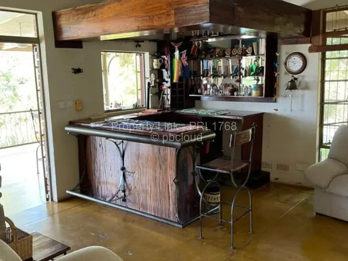 4 Bedroom House for Sale in Kariba, Kariba