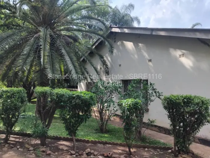 4 Bedroom House for Sale in Chiredzi, Chiredzi