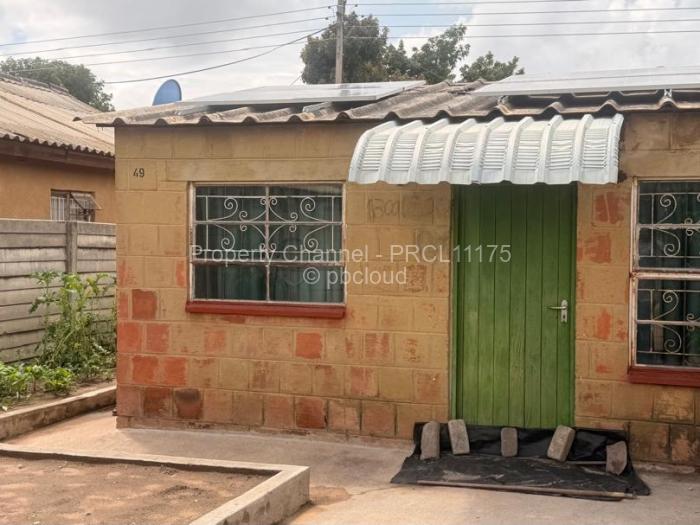 1 Bedroom House for Sale in Zengeza, Chitungwiza