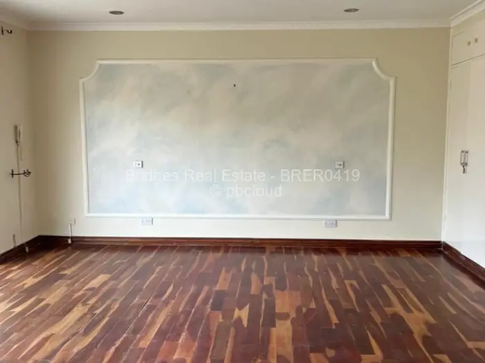 10 Bedroom House for Sale in Mount Pleasant, Harare