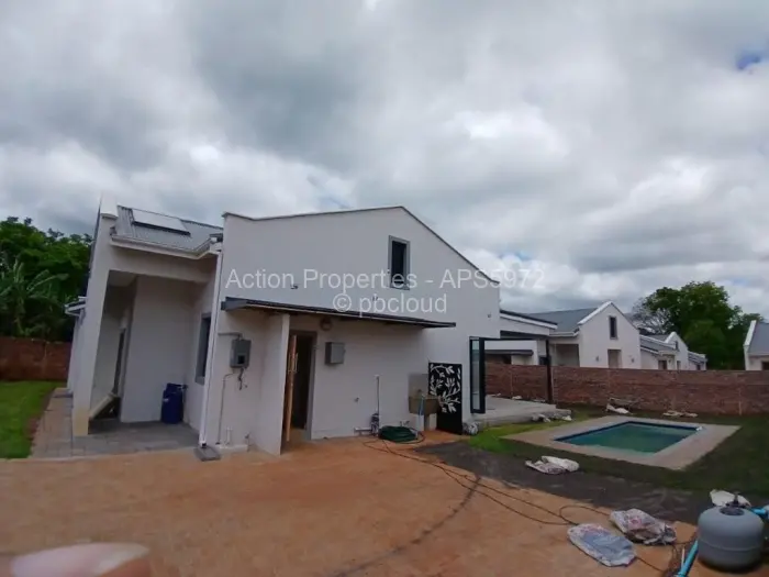 Townhouse/Cluster to Rent in Highlands, Harare