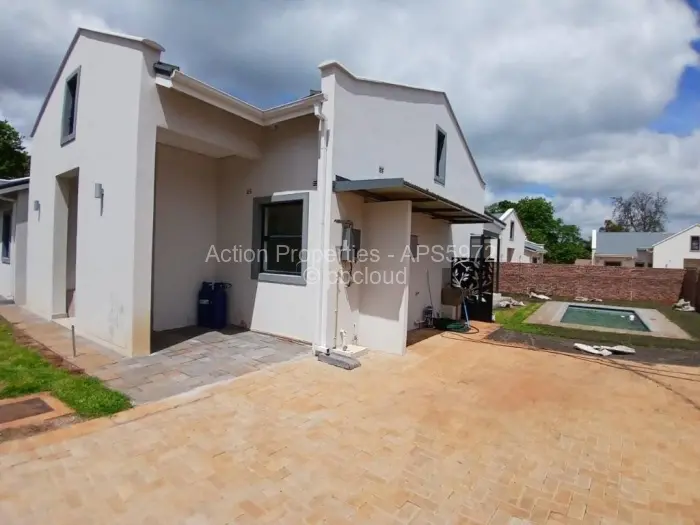 Townhouse/Cluster to Rent in Highlands, Harare