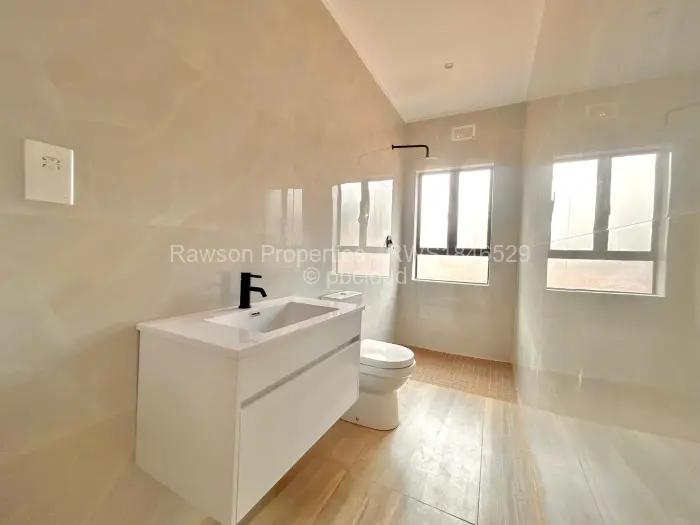 Townhouse/Cluster for Sale in Pomona, Harare