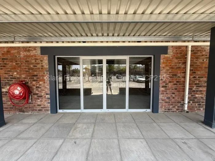 Warehouse/Industrial to Rent in Waterfalls, Harare