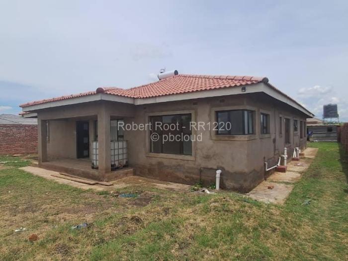 4 Bedroom House for Sale in Haydon Park, Mazowe
